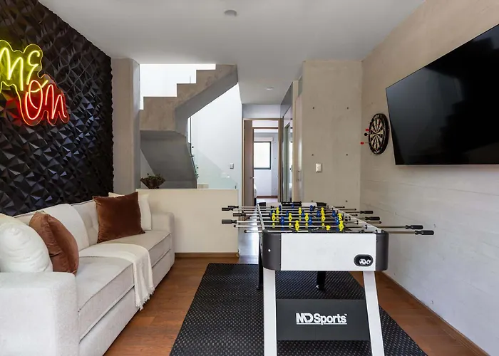 Architectural Condesa Indoor-outdoor Living *