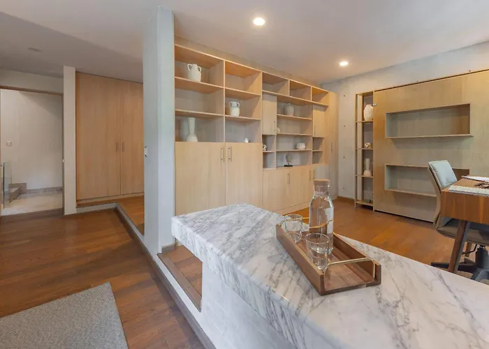 Architectural Condesa Indoor-outdoor Living
