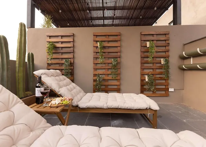 Сasa de vacaciones Architectural Condesa Indoor-outdoor Living